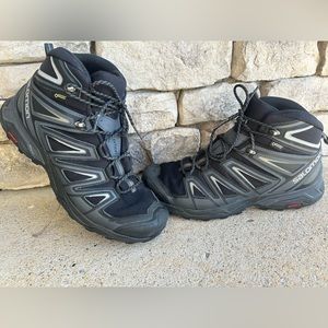 Salomon X Ultra3 Mid GTX wide Gore-tex hiking boot